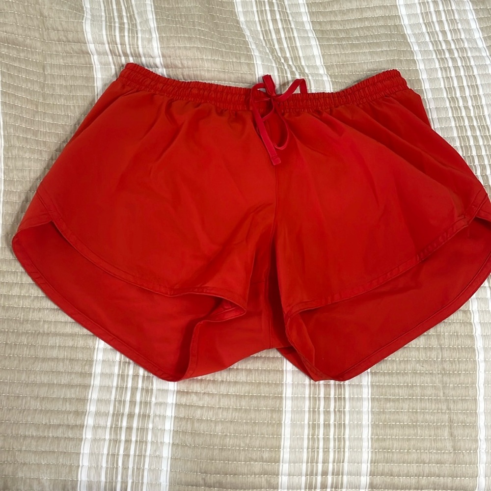 ORANGE-REDISH WOMENS XSMALL OLD NAVY SHORTS